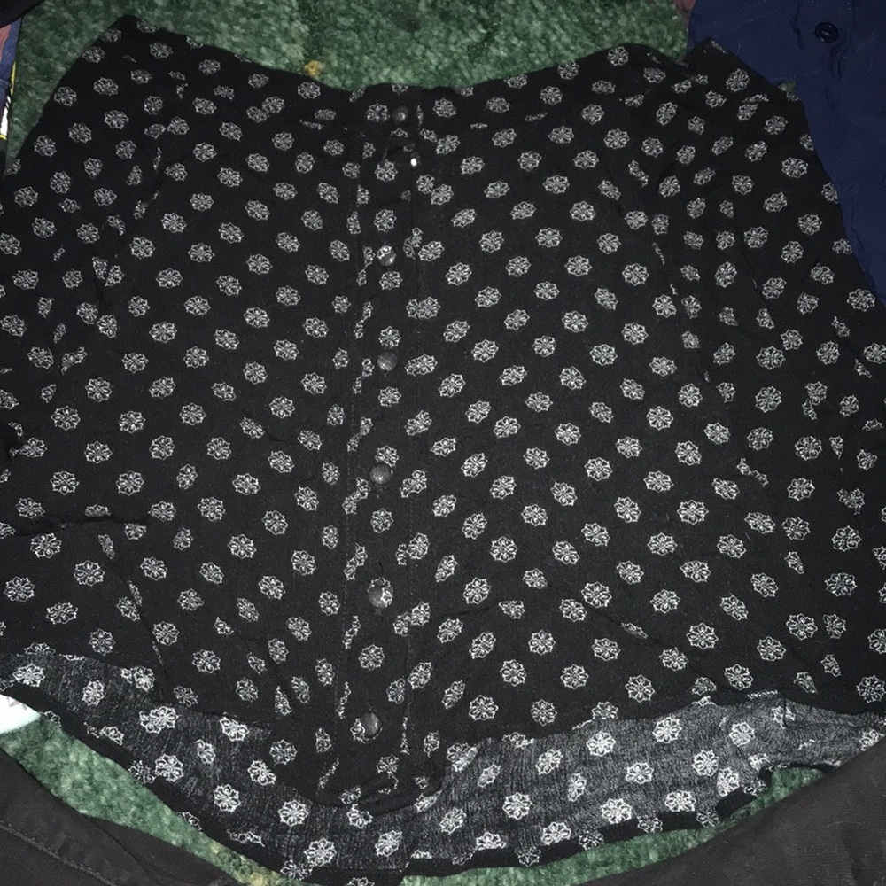 Black and white button up skirt